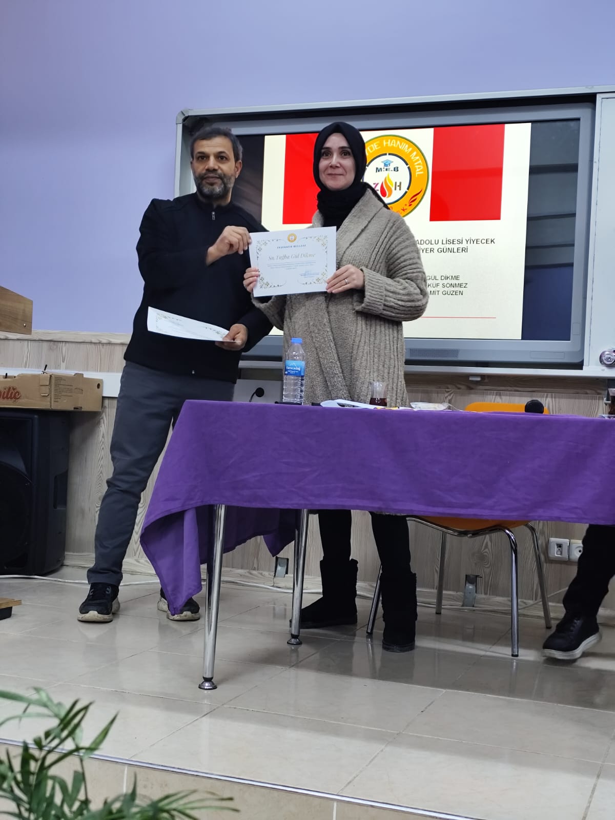 Zübeyde Hanım Kız Teknik ve Mesleki Anadolu Lisesinde Kariyer Günleri